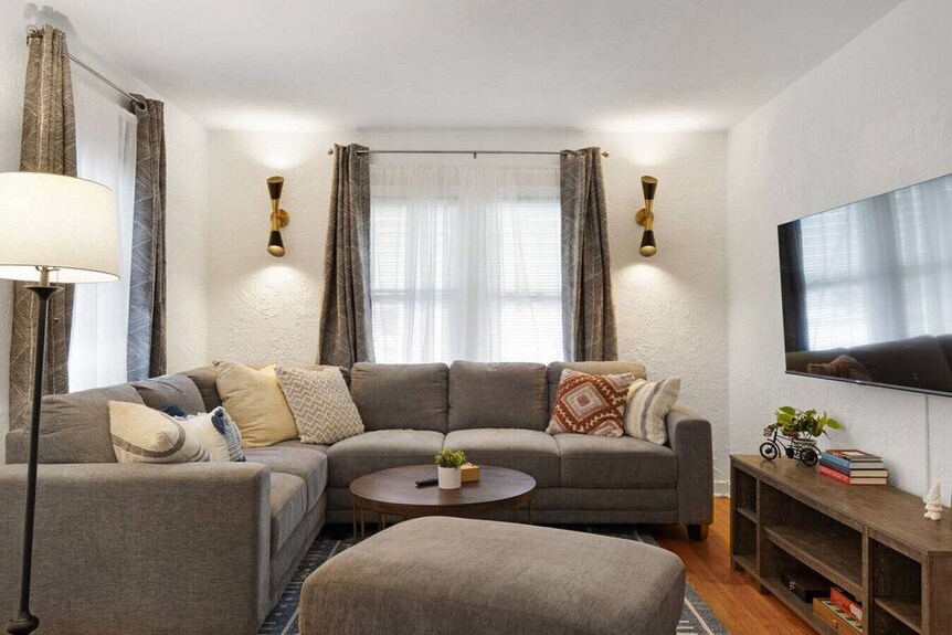 Springfield · 5queens+1twinfuton: East Peoria-perfect For Lrg Groups - Peoria, IL