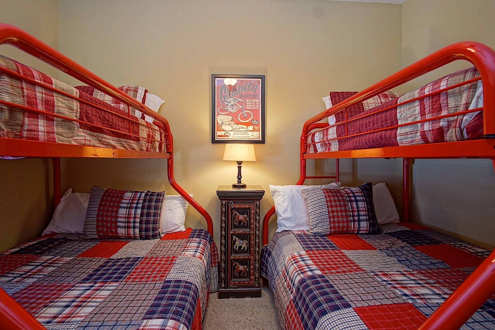 4 habitaciones, wifi gratis y ropa de cama 