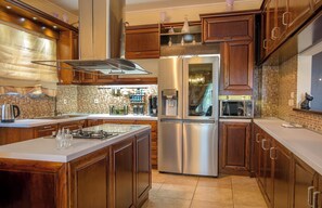 Villa, 3 Bedrooms, Smoking, Private Pool | Private kitchen