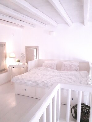 3 chambres, fer et planche à repasser, Wi-Fi gratuit, draps fournis