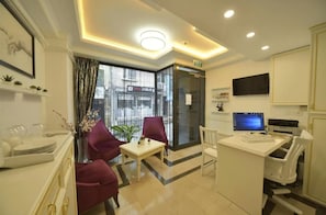 Room, 1 Bedroom, Balcony | Interior
