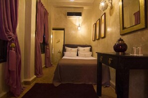 Room, 1 Bedroom, Smoking, Patio | 1 bedroom