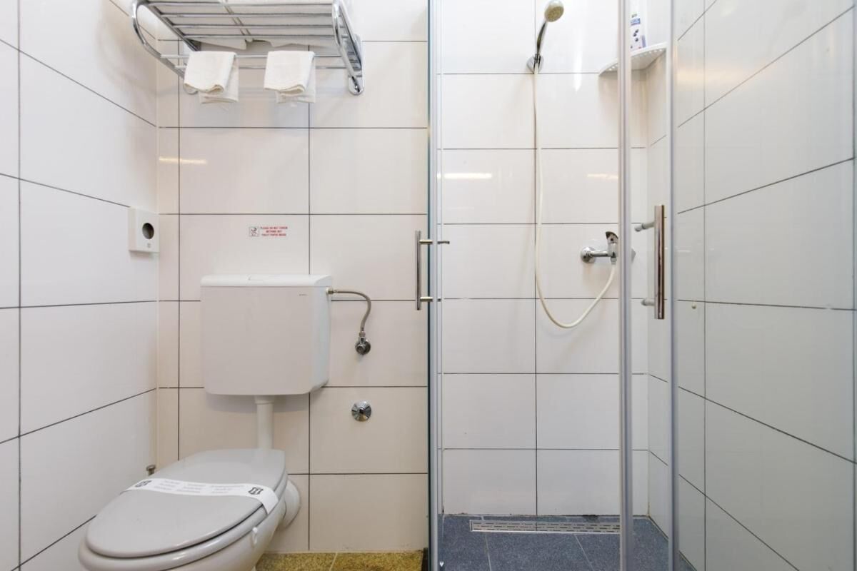 Photo - Ark Beach Apartments