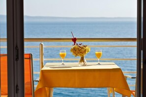 Apartment, 1 Bedroom, Balcony, Ocean View | Balcony