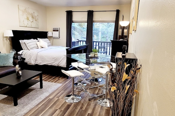 1 habitación, escritorio, tabla de planchar con plancha y wifi gratis