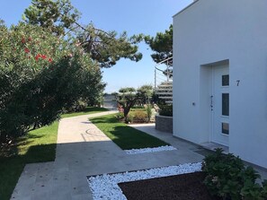 Villa, 6 Schlafzimmer, eigener Pool, Gartenblick | Außenbereich