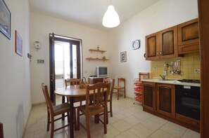 Ferienhaus, 2 Schlafzimmer, Terrasse, Stadtblick | Speisen