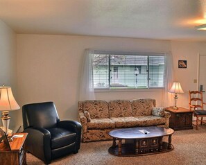 Living room - Rodeway Inn Cody (Cody)