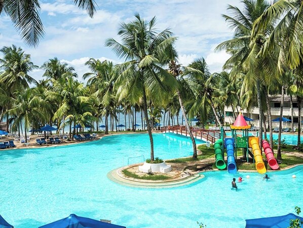 Room, 1 Bedroom, Accessible, Smoking | Children's area - Prideinn Flamingo Beach Resort Spa (Mombasa)