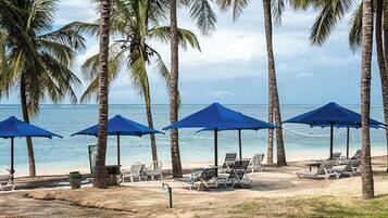 Room, 1 Bedroom, Accessible, Smoking | View from property