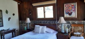2 bedrooms - Casa Buen Aventura, Panajachel, Solola, Guatemala - Casa de Campo Familiar (Sololá)
