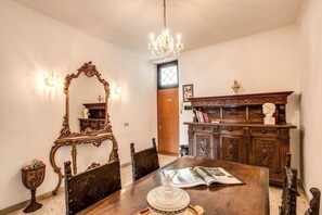 Appartement, 2 chambres | Restauration