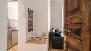 Condo, 2 Bedrooms | Lounge - New Completely Renovated Apt In Vatican Peppes (Rome)