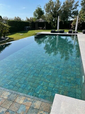 Villa, 4 Schlafzimmer, Kamin, Poolblick | Pool | Außenpool