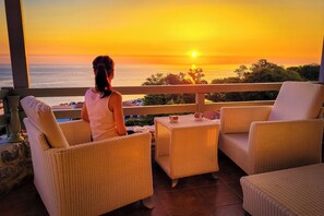 Ferienhaus, 4 Schlafzimmer, Raucher, Balkon | Wohnzimmer