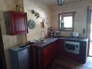 ルーム 1 ベッドルーム 喫煙可 テラス | 内装