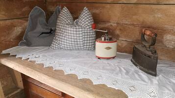 Studio, 1 Bedroom, Smoking, Sauna | 1 bilik tidur