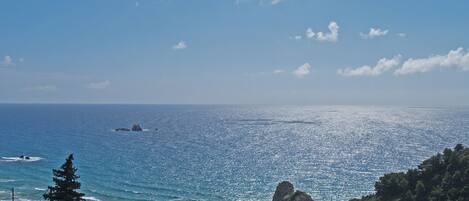 Appartement, 2 chambres, fumeurs, balcon | Plage