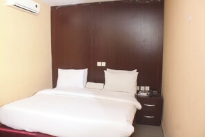 Room, 1 Bedroom, Accessible, Smoking | 1 bedroom, free internet - Room-royalrex Hotel-guest Suite (Lagos)