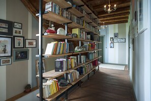 Kamer, 1 slaapkamer, roken, terras | Gang