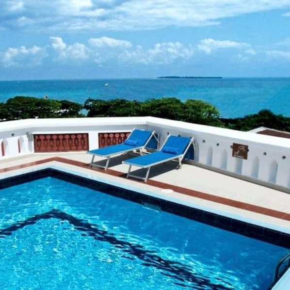 Room, 1 Bedroom, Accessible, Smoking | Exterior