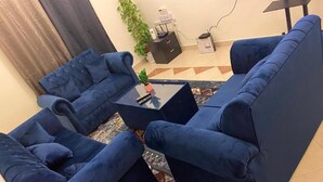 Flat-screen TV - Cityhouse,al Barsha 1 (Dubai)