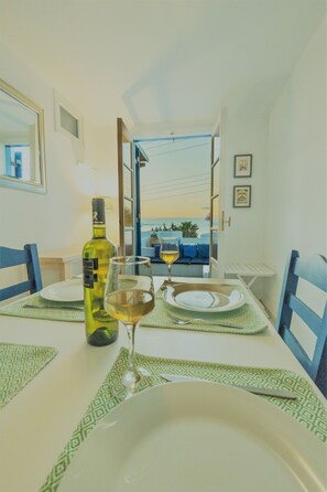 House, 3 Bedrooms, Balcony, Ocean View | Dining