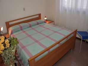 Biệt thự, 2 phòng ngủ, sân hiên, quang cảnh vườn | 3 phòng ngủ 