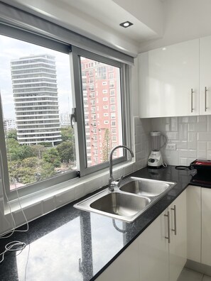 Fridge, microwave, oven, coffee/tea maker