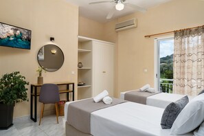 Standard Apartment | Premium bedding, in-room safe, individually decorated - Villa Dionysios (Zakynthos)