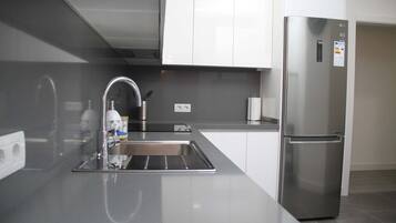 Fridge, microwave, dishwasher, coffee/tea maker