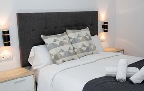 2 bedrooms, iron/ironing board, travel crib, free WiFi