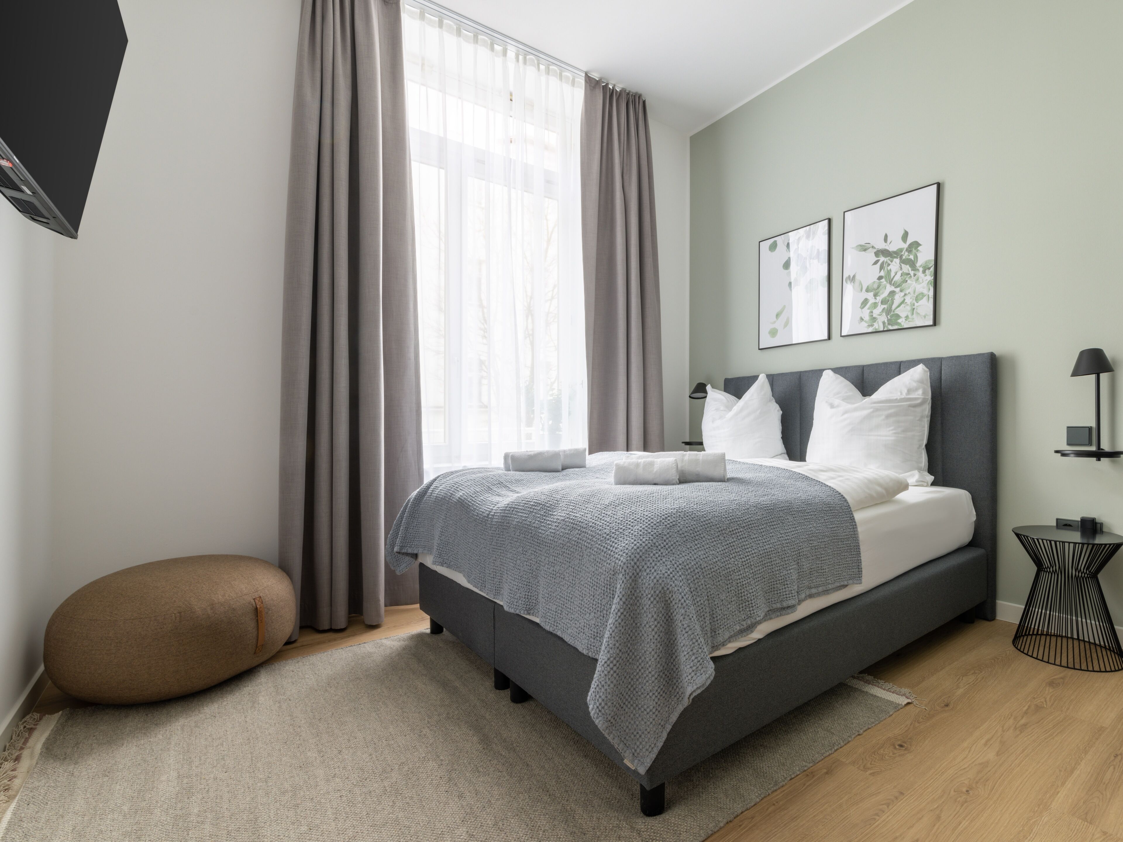 Suite M | Una scrivania, postazione laptop, Wi-Fi gratuito, lenzuola