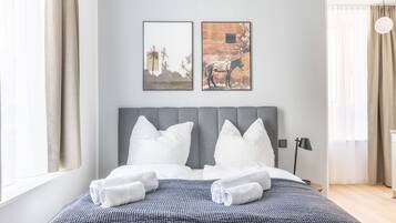 Suite M | 1 habitación, escritorio y espacio para trabajar con laptop