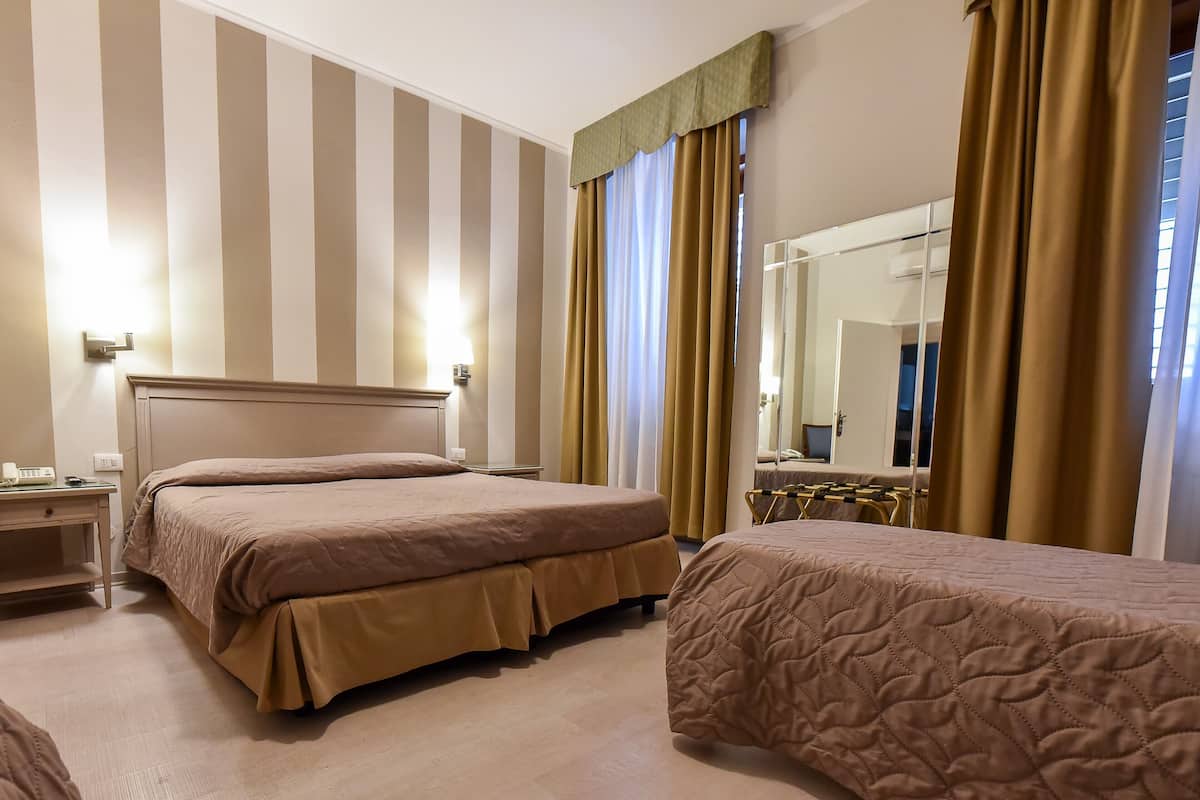 Comfort Triple Room, 3 Bedrooms | Premium bedding, down duvets, minibar, in-room safe