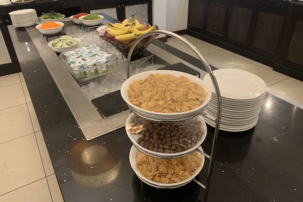 Desayuno bufé gratuito y diario