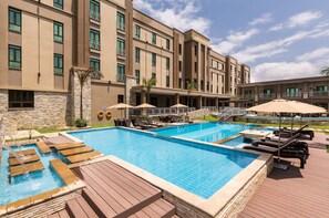 Outdoor pool - Alliance by Eagles (Sekondi-Takoradi)