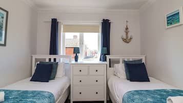 3 bedrooms, individually decorated, individually furnished, free WiFi