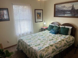 4 Schlafzimmer, Schreibtisch, Bügeleisen/Bügelbrett, Internetzugang