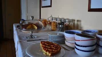 Colazione a buffet inclusa, servita tutte le mattine 