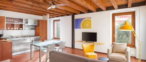 Téléviseur à écran plat