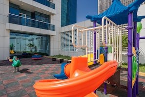 Área de juegos infantiles al aire libre