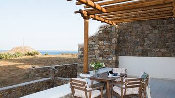 Deluxe Apartment | Balcony view