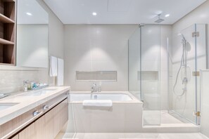 Bathroom - 3205 Downtown Views (Dubai)