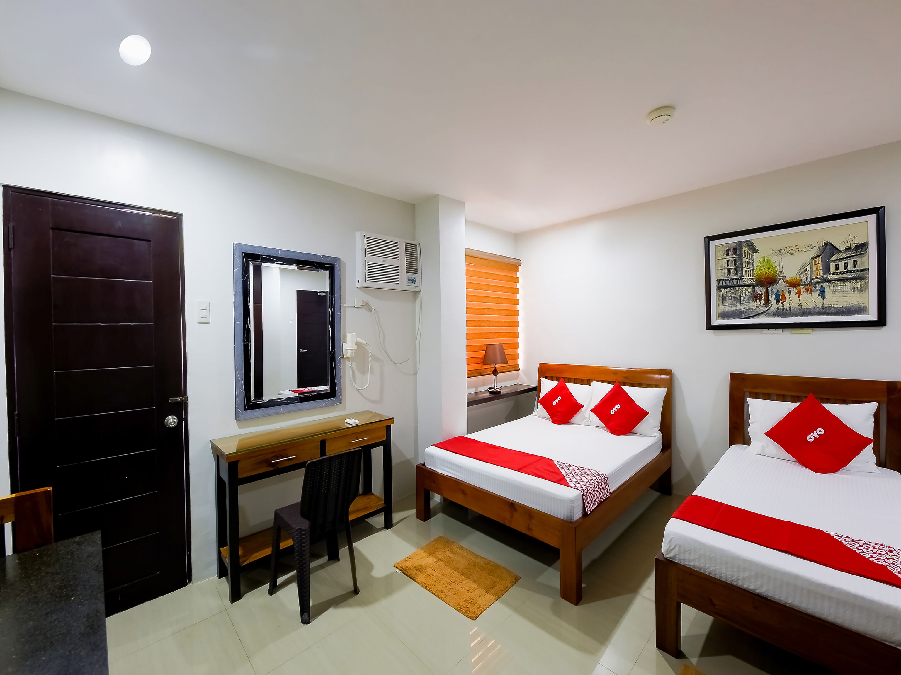 standard twin room | bed sheets