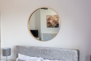 Interior detail - The Woodgrange by Sorted Stay  (Southend-on-Sea)