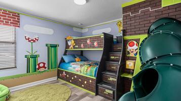 8 habitaciones, tabla de planchar con plancha y cuna de viaje