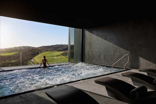 Minthis Resort