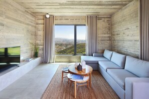 Ezousa Luxe Suite | Coin séjour