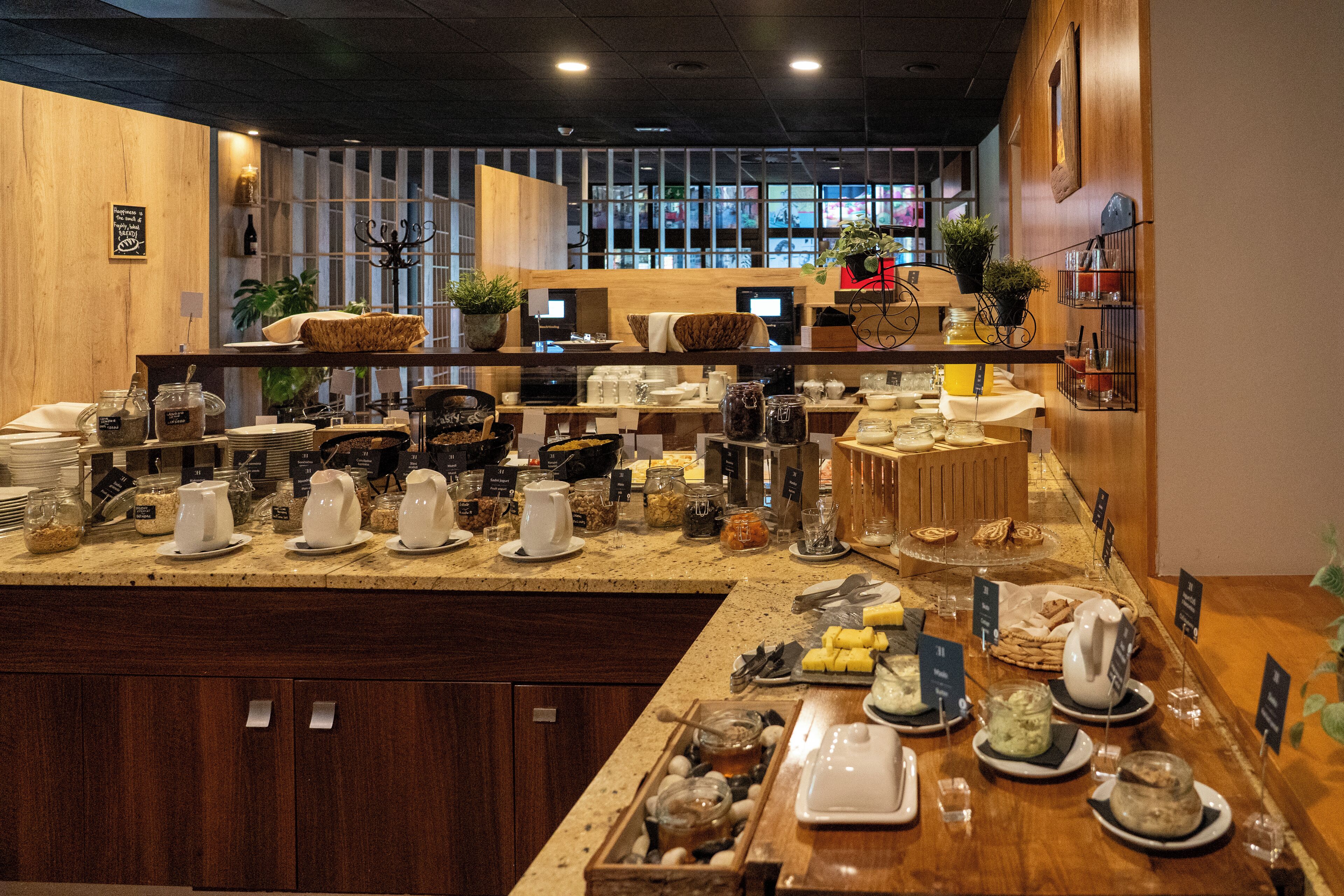 Sudah termasuk sarapan ala kontinental setiap hari